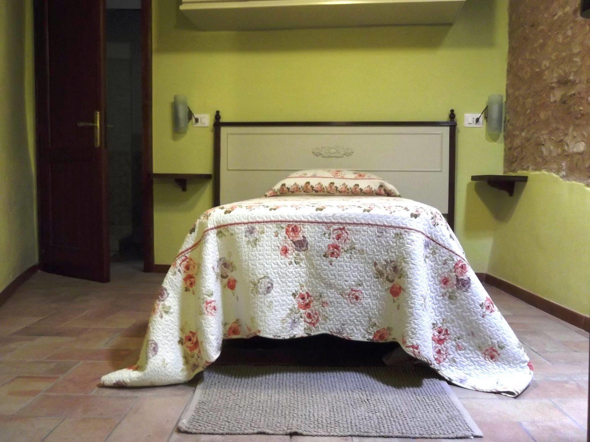 A Casa Di Mi Appartamenti Vacanza Montefalco Exterior foto